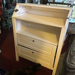 Dresser/diaper Changing Table 