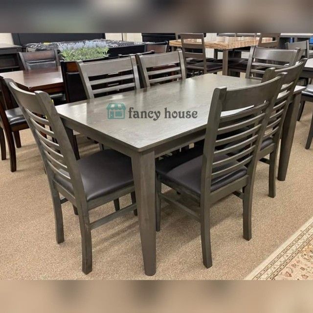 7 Pc Dining Table Set