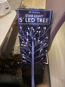 Mr. Christmas Star Light 5' LED Tree