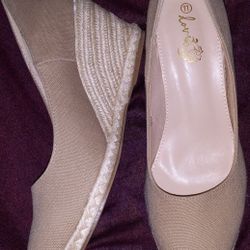 Like New Women's Shoes Size 11 Nude Color $10   Please Check Out All Pictures Pick Up At Country Club And Grant 