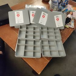 NEW /SNACK BOXES $7  FOR All - (4) ( TARGET BRAND).      PICK ⛏️ UP ONLY