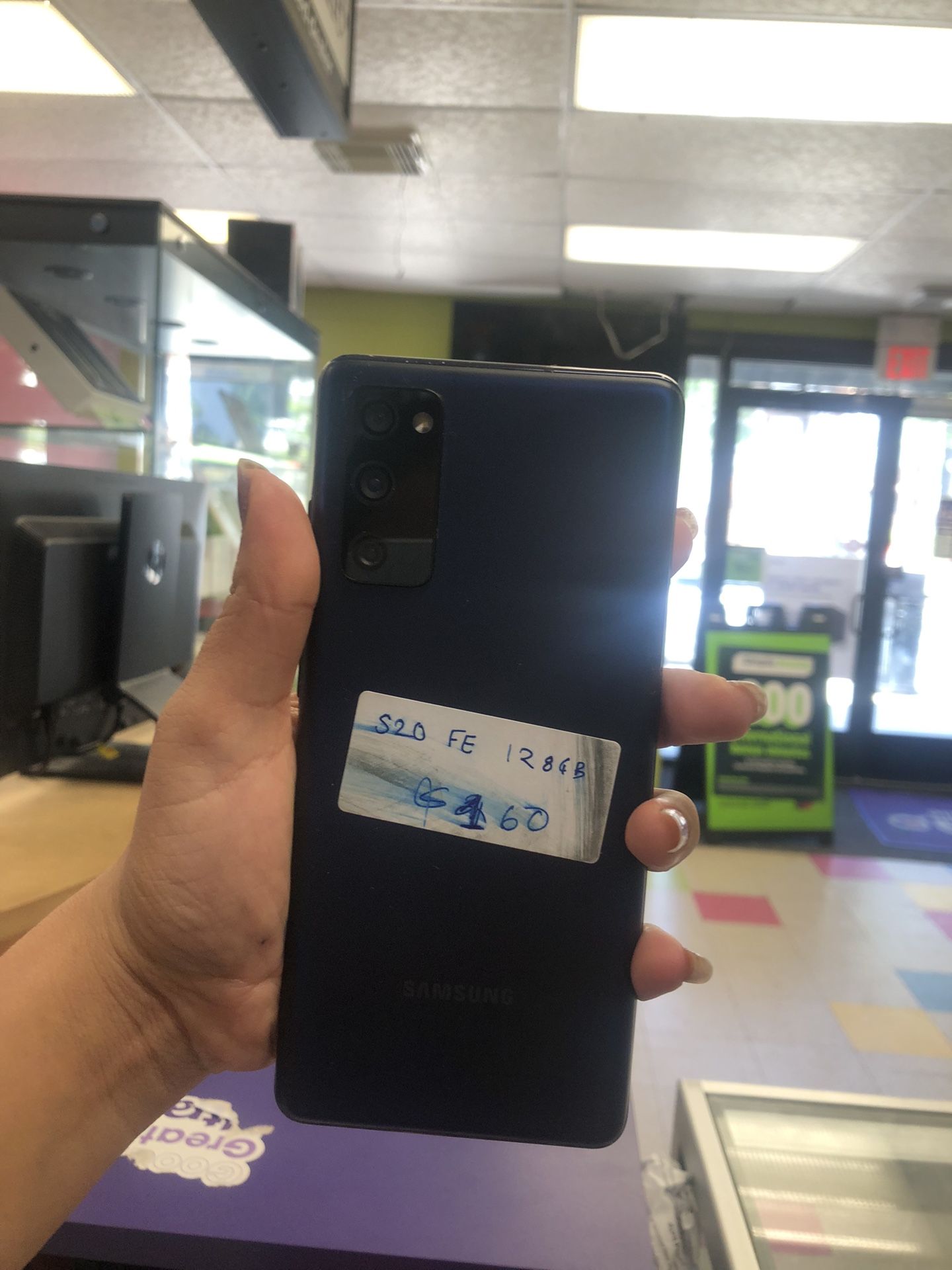 Samsung galaxy s20 Fe 5g 128 gb unlocked