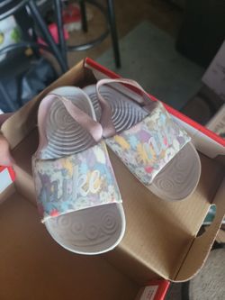 Nike Kawa slide youth size 10