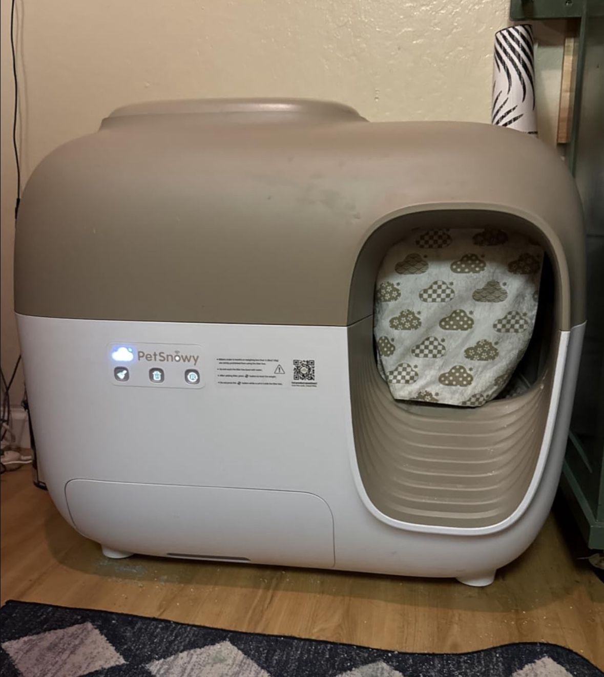 Pet Snowy Smart Self Cleaning Litter Box