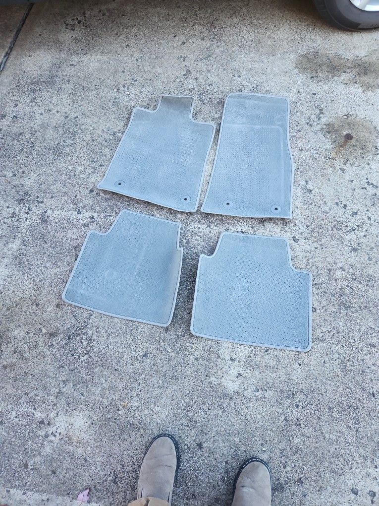 2015 Cadillac CTS sedan Floor Mats