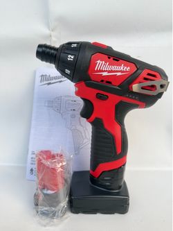 Milwaukee M12 Cordless 1/4 in. Hex Screwdriver And 1-2.0Ah Battery