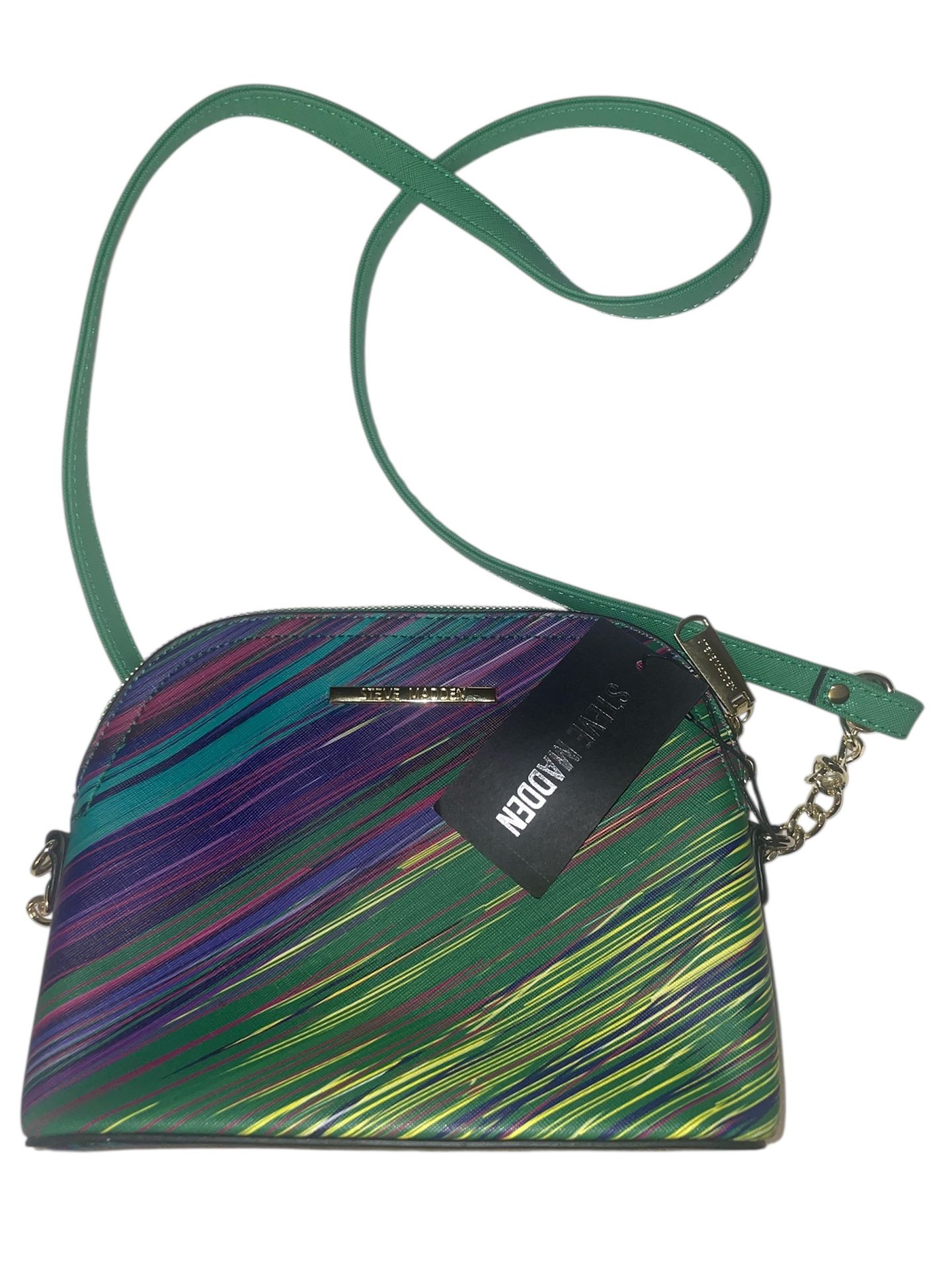 The Steve Madden BMarylin printed crossbody is a stylish and trendy handbag designed for women. The bag features a solid pattern with a zip closure an