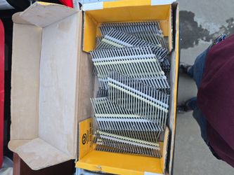Dealt 21° framing nails