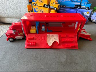 Disney Pixar Cars Mack Car Hauler Launcher Playset Luigi Guido