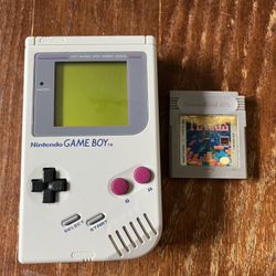 Original Nintendo Gameboy W/ Tetris