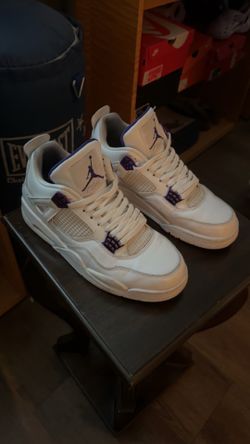 Jordan 4s metallic purple size 10