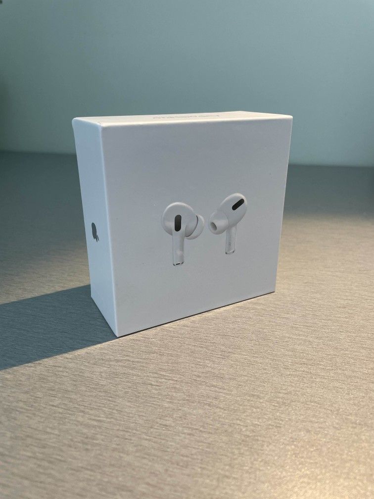 BRAND NEW AIR PODS FOR CHEAP VERY GOOD QUALITY. PICK UP ONLY