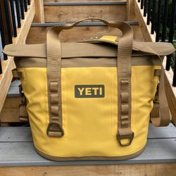 YETI Hopper M30 Soft Cooler Alpine Yellow With Strap