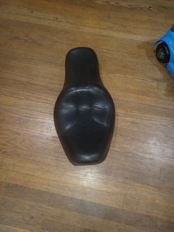 Sportster Seat