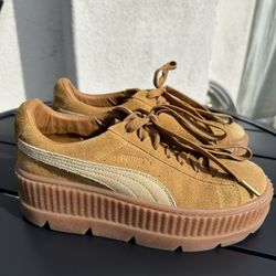 Puma Cleated Creeper Women’s Size 8 