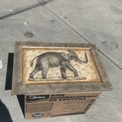 Elephant Frame