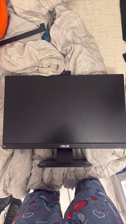ASUS Monitor 24in Webcam Included
