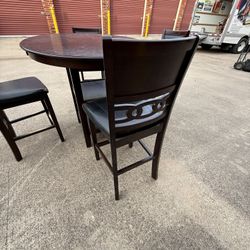 Bar Table & Chairs