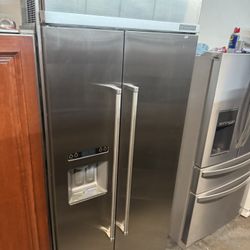 Kitchenaid 36” Built In Refrigerator 2022