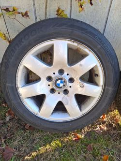 BMW Tire/Rim-SEE DESCRIPTION