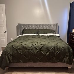 King Bed Frame/mattress