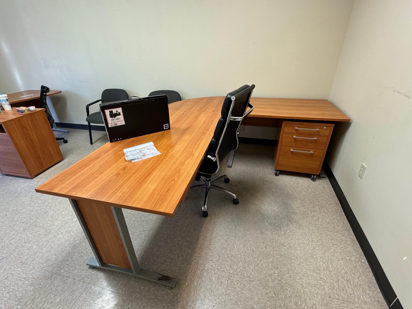 Office Furniture 