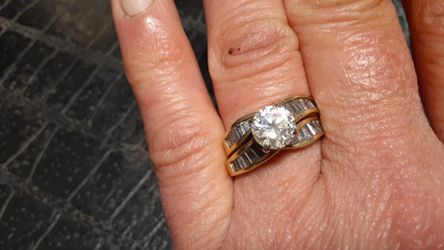Diamond wedding bands