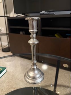 Candle holder