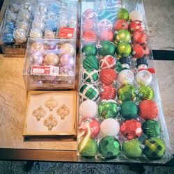 101 Christmas Shatterproof Ornaments 