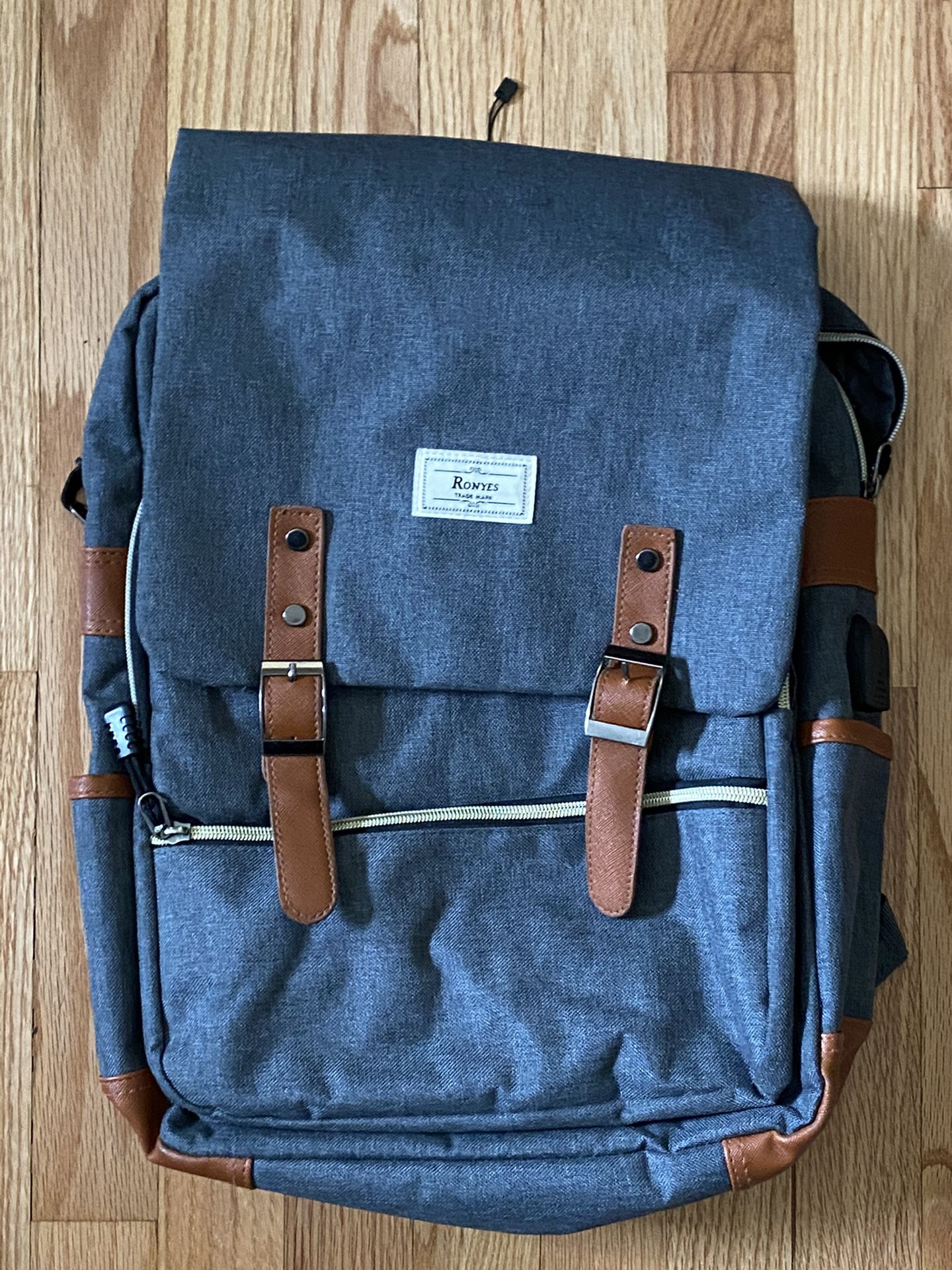 Royles commuter/travel laptop backpack