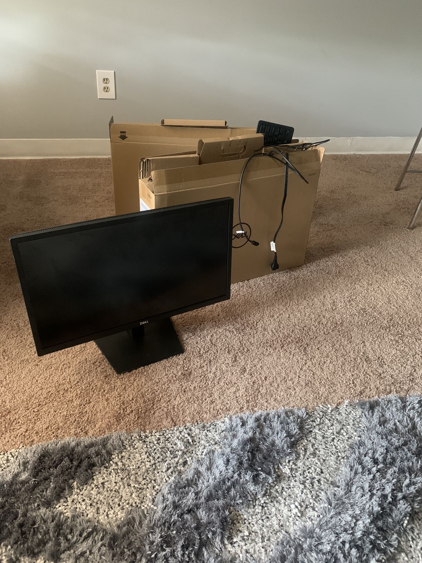 King size Mattress (used) Computer Monitors