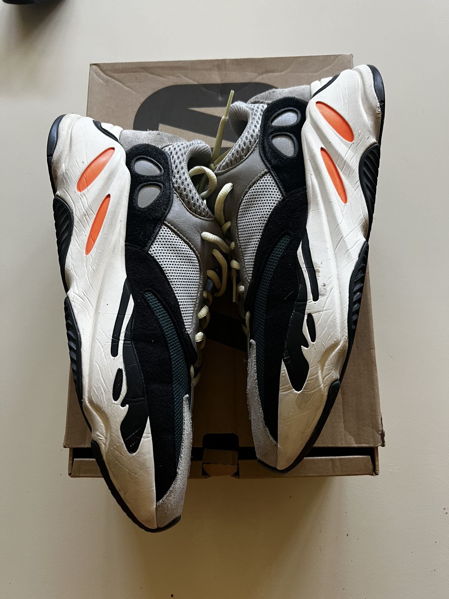 Adidas Yeezy Boost 700 “Wave Runner” Size 11