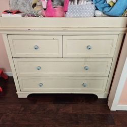 Dresser/changing Table