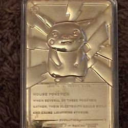 1999 Nentendo Pokémon 24k Plated Mint Condition 