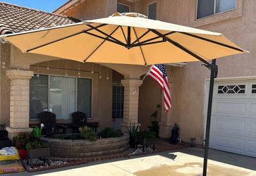 New Beige 10ft Cantilever Offset Patio Umbrella ROTATION 360 ° & TILTING- NOT INCLUDED WEIGTH BASE