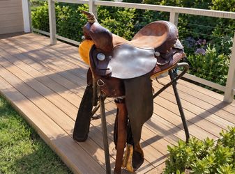 Circle Y barrel saddle