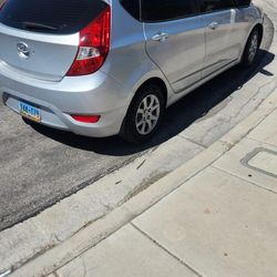 Hyunday Accent Hatchback 2014