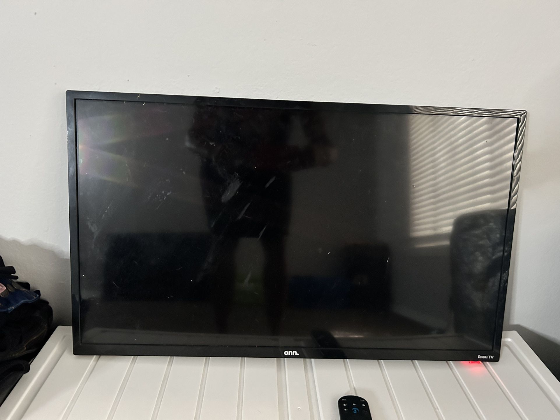 32 Inch ONN Smart Tv