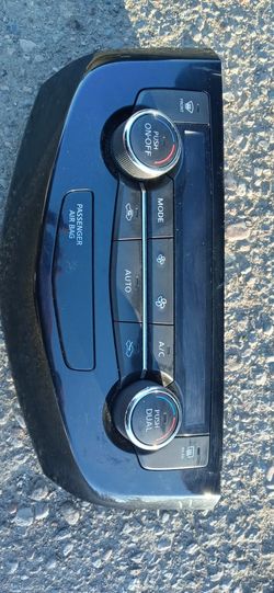 Rogue Auto Dual Climate Control 2017 2018 2019