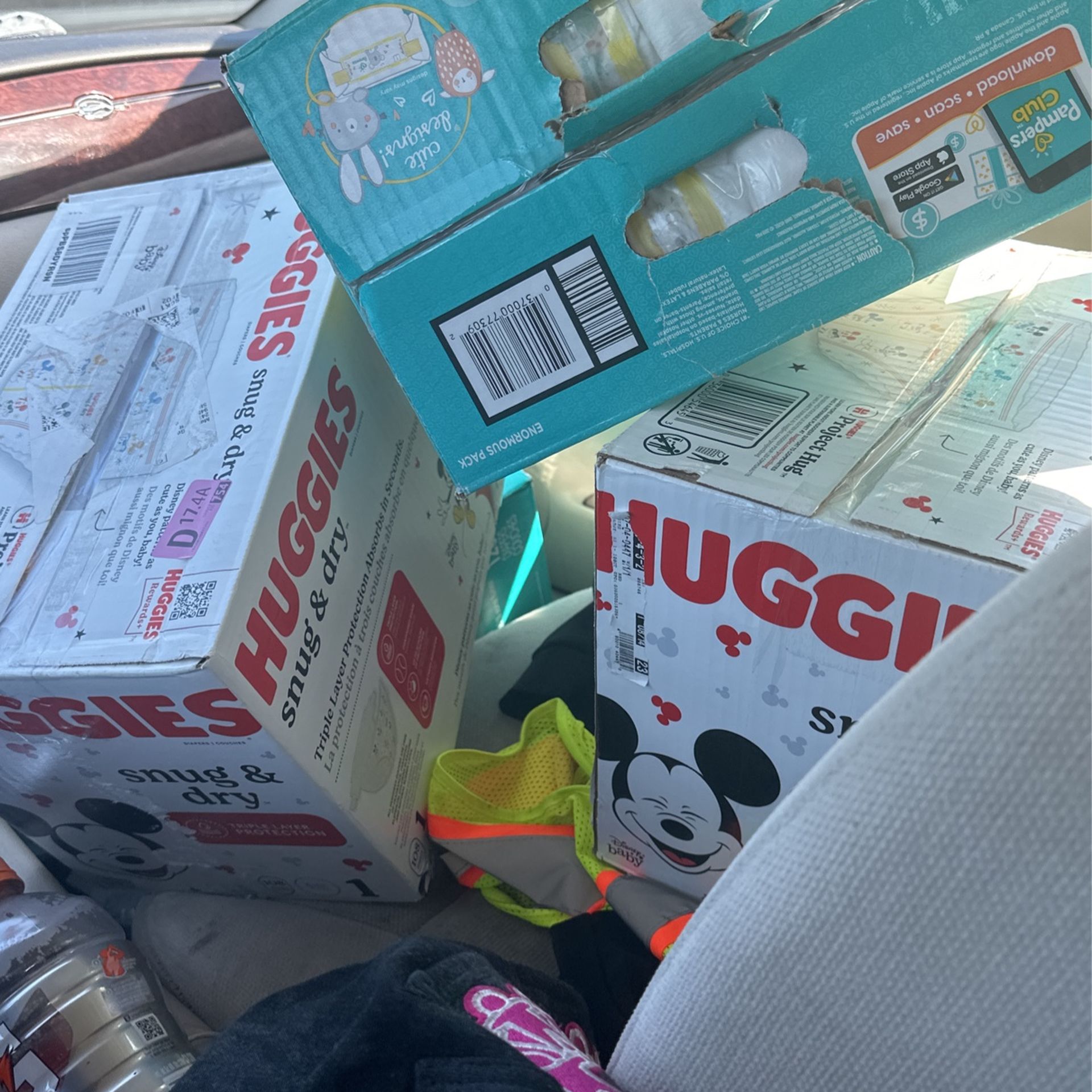 brand new Size 1 Diapers 20$ each