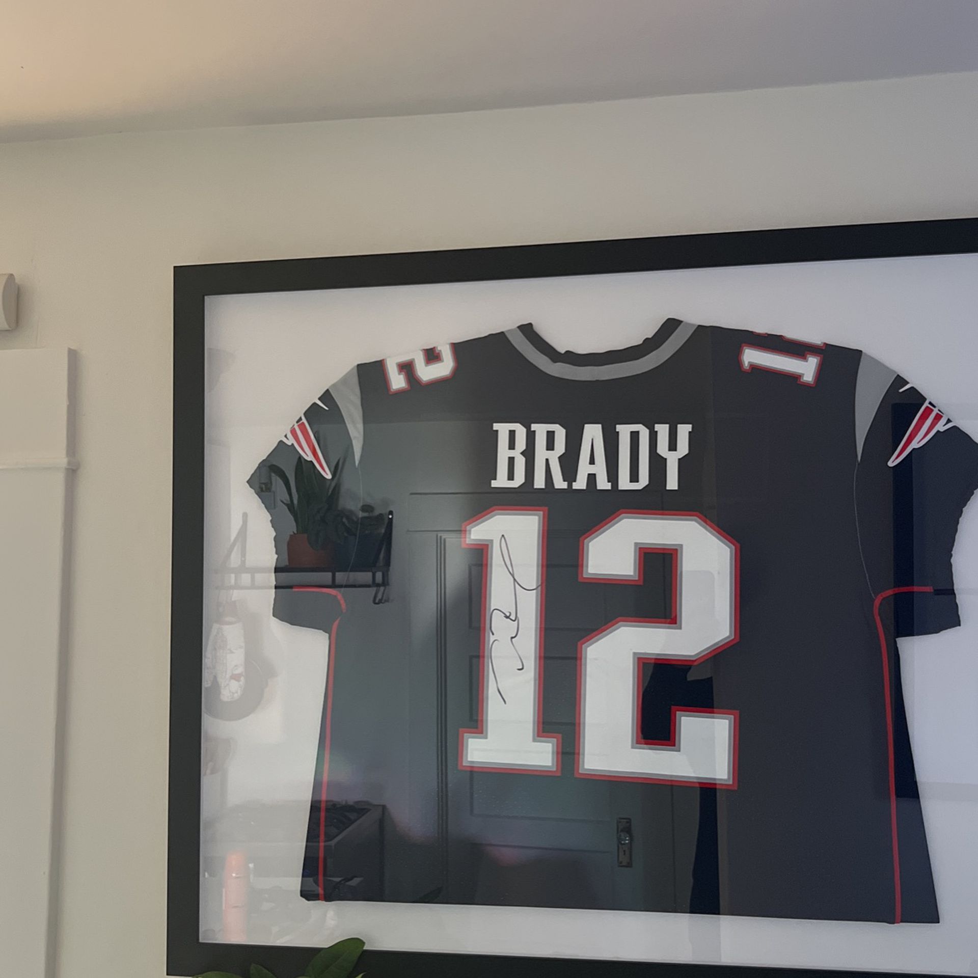Tom Brady Signed Patriots Jersey 