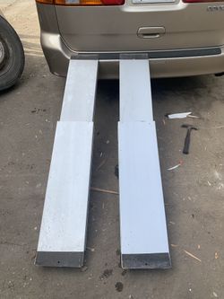 Vendó rampa de aluminio 10 pulgadas de ancho y 8 pies de largo