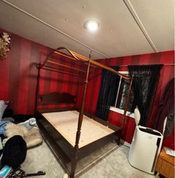 Full size canopy bed frame