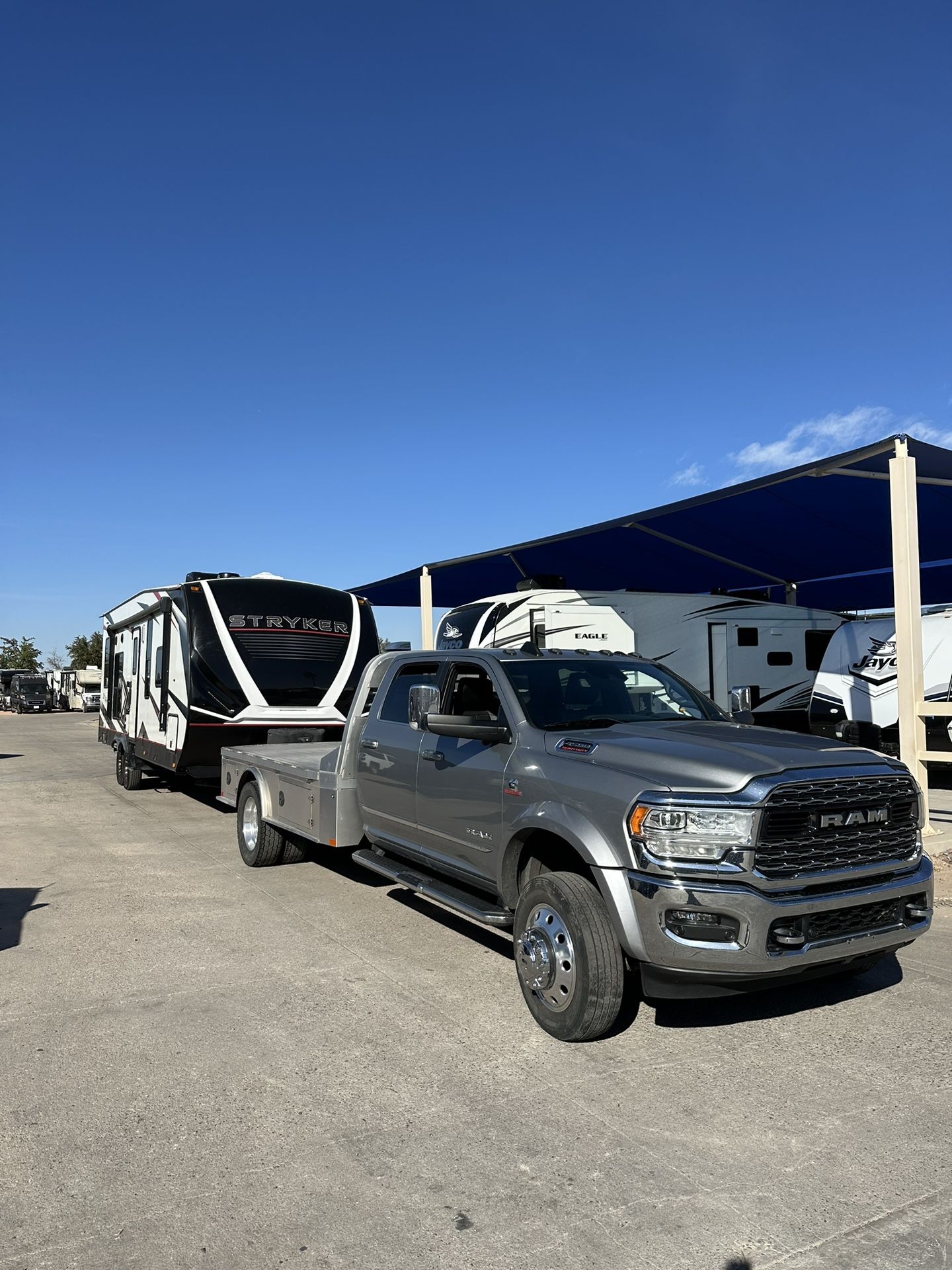 Fifth Wheel Mover