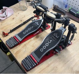 DW 5000 Chain Drive Double Bass Drum Pedal