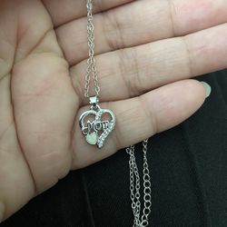 Mom Heart ❤️ Necklace 
