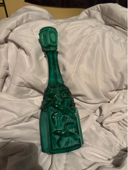 Vintages 1930 perfume bottle