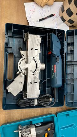 Bosch 1640VS Fine Cut Reciprocating Saw with Case