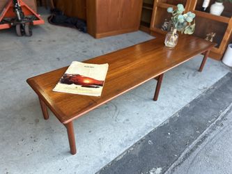 72” Mid Century DUX Coffee Table
