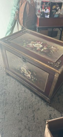 Blanket chest!!